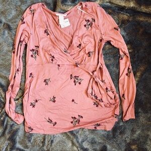 H&M maternity top